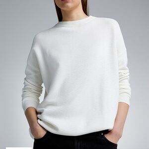 Loose ottoman sweater